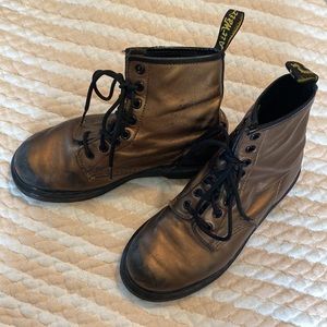 Dr Marten Metallic Bronze Pascal Boot